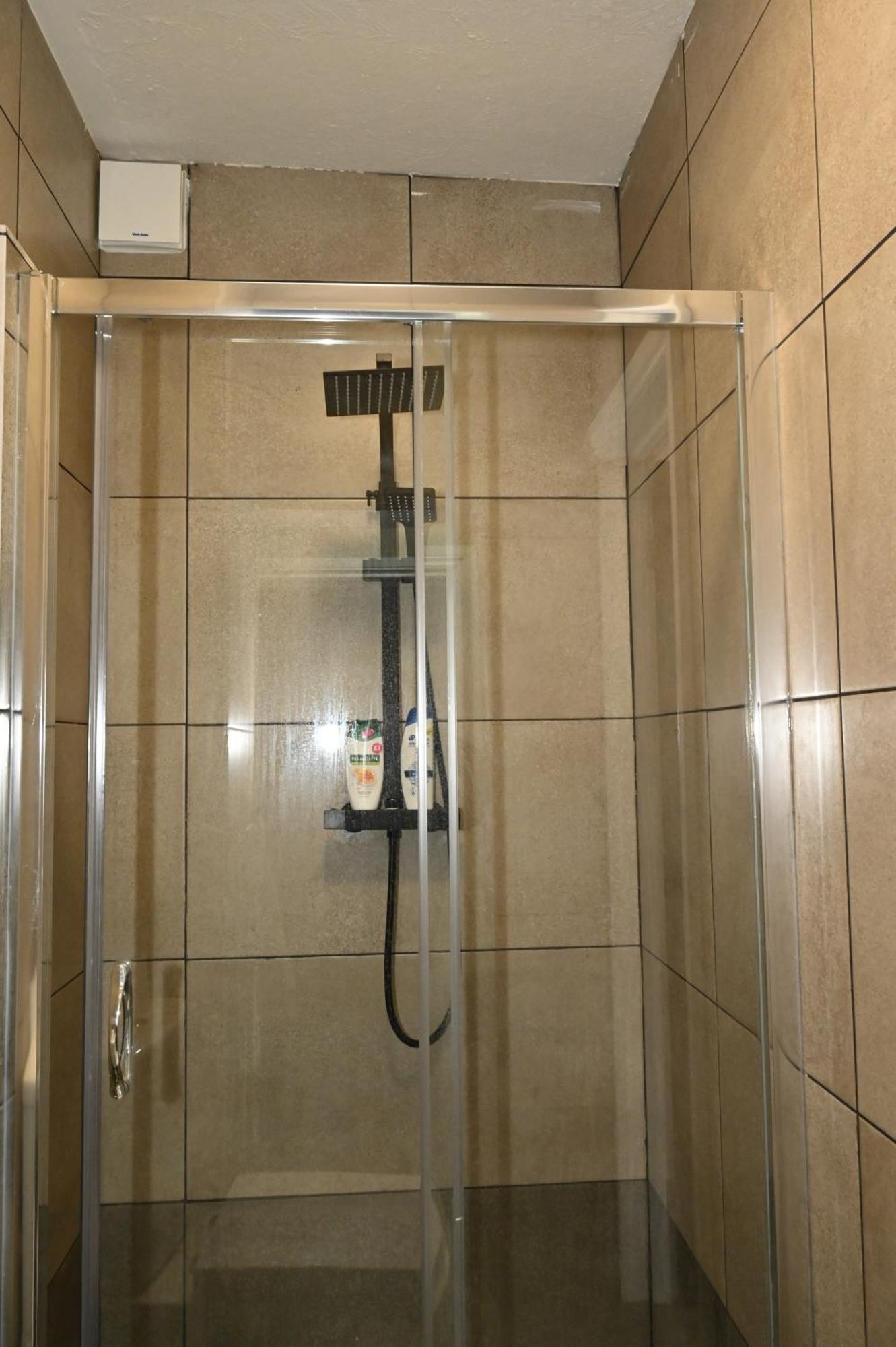 Cozy Luton Apartment Chatham  Ngoại thất bức ảnh