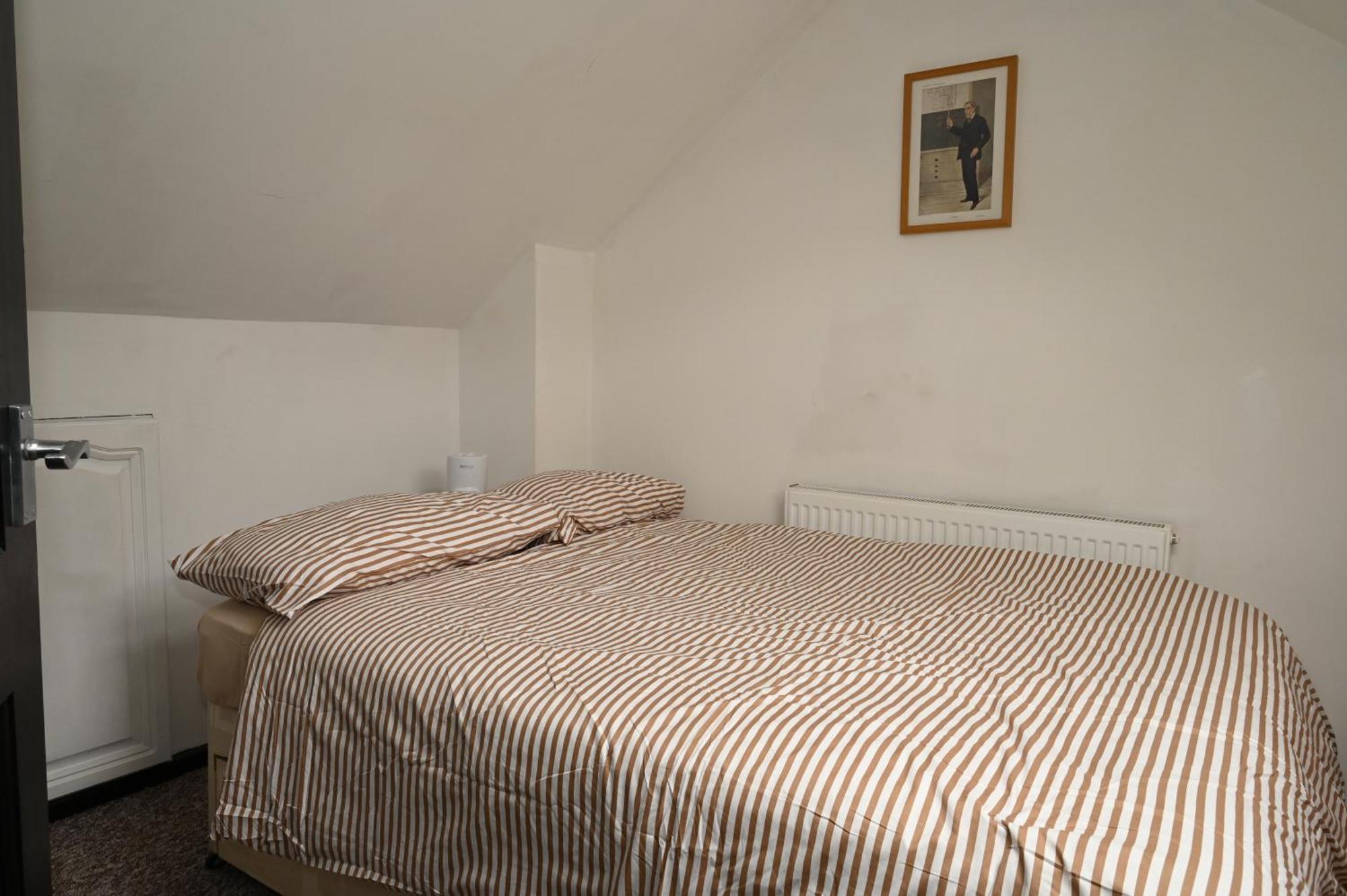 Cozy Luton Apartment Chatham  Ngoại thất bức ảnh