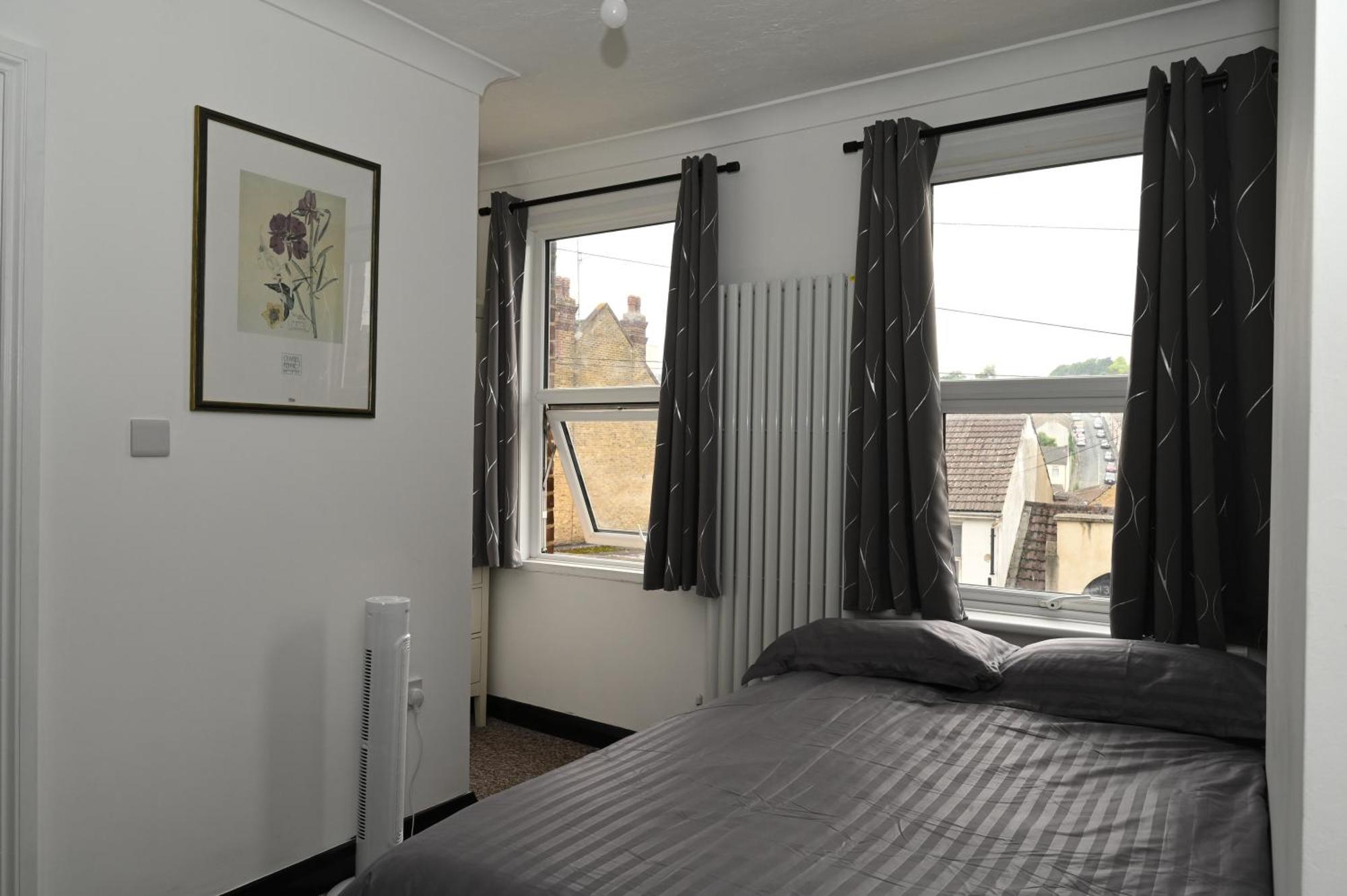Cozy Luton Apartment Chatham  Ngoại thất bức ảnh